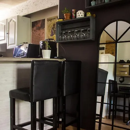 Appartamento Charming Studio Near La Villette